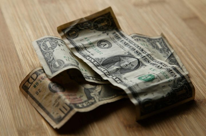 Can Damaged Money Be Exchanged at a Money Changer?